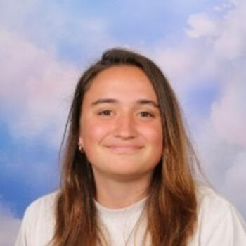 Babysitter in Léognan: Aïna