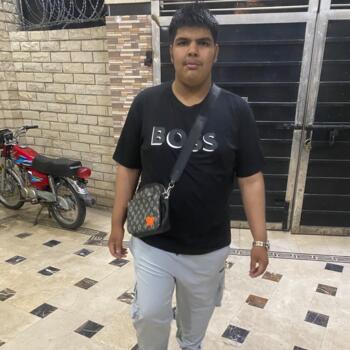 Babysitter in Burton-on-Trent: Raja