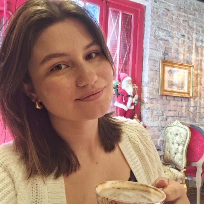 Babysitter in Florianópolis: Melissa