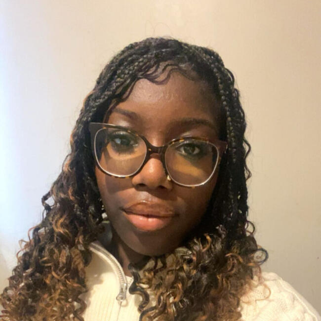 Babysitter in London: Divine