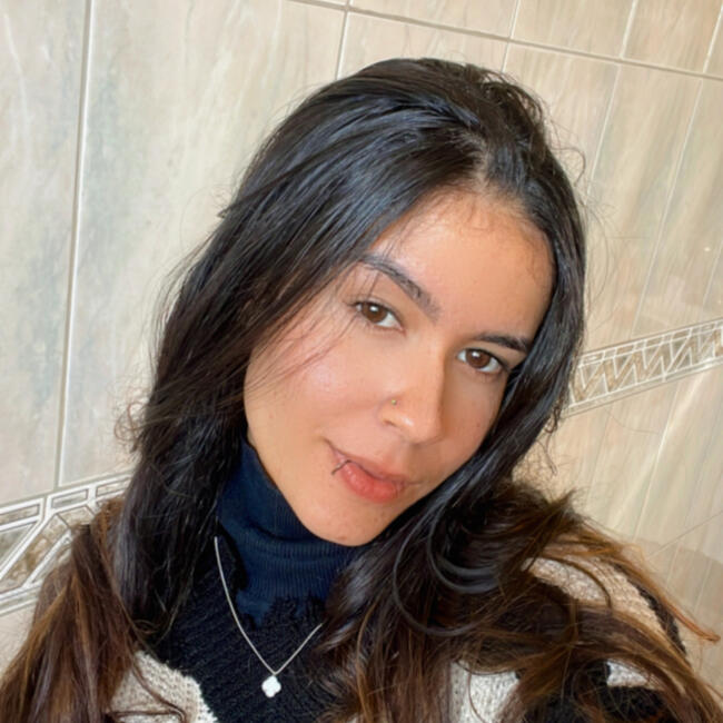 Babysitter in Cuiabá: Leticia