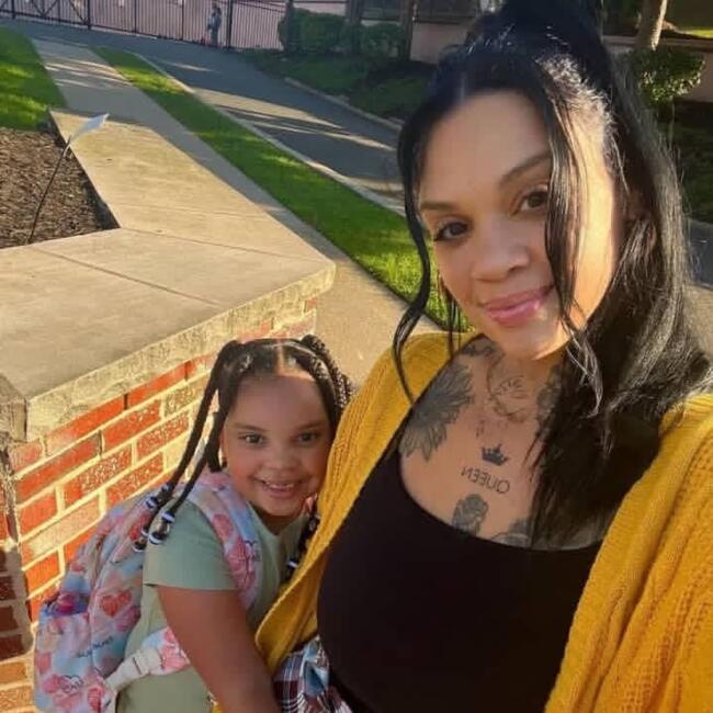 Babysitting job in Des Plaines: Fresh marry