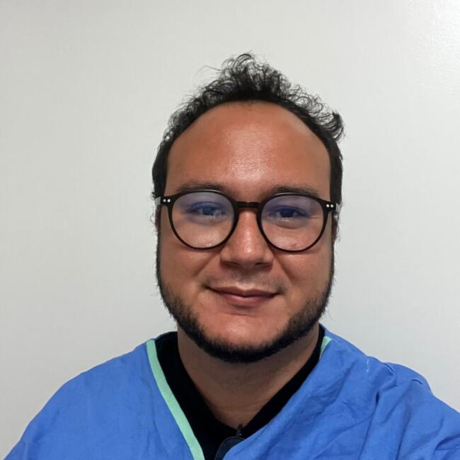 Emprego de babá em Fortaleza: Anderson