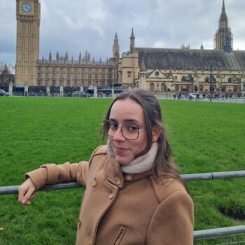 Niñera en Sagunto: Athenea