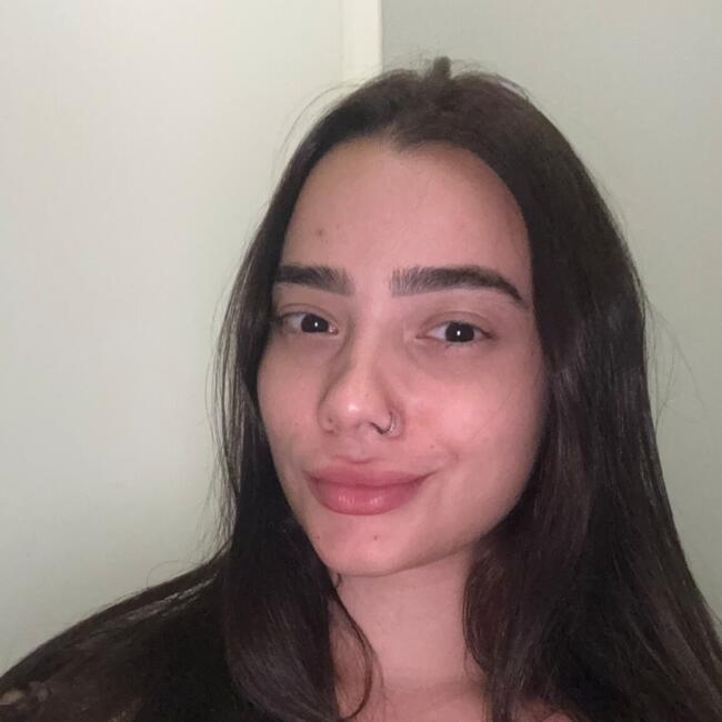 Babysitter in São José dos Campos: Isabelle