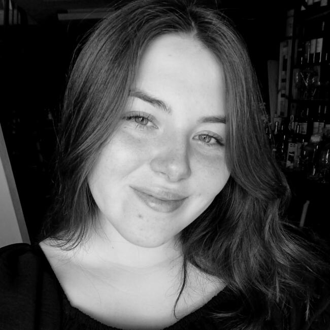 Babysitter in Paraná: Selena