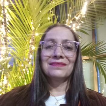 Babysitter in Guatemala City: Hilda Irene Solares Solares