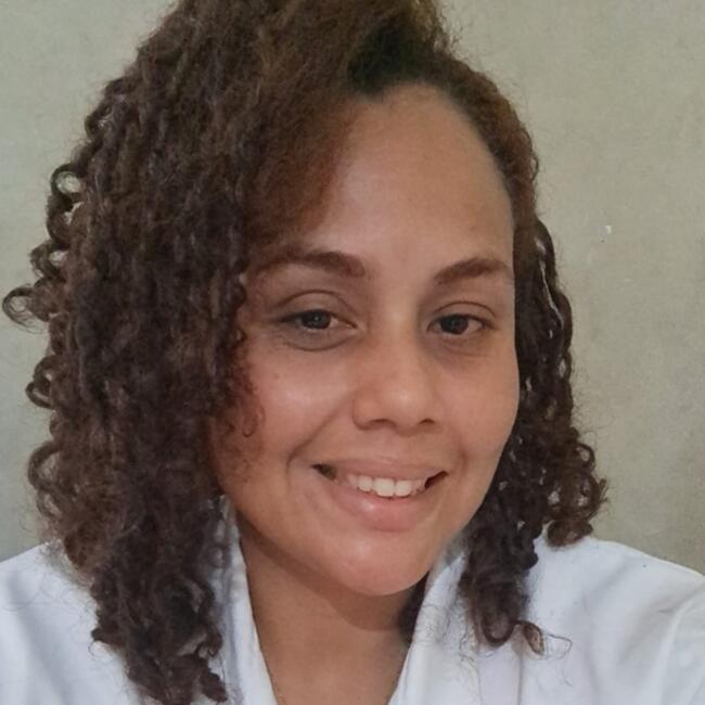 Babysitter in Queimados: Debora caroline