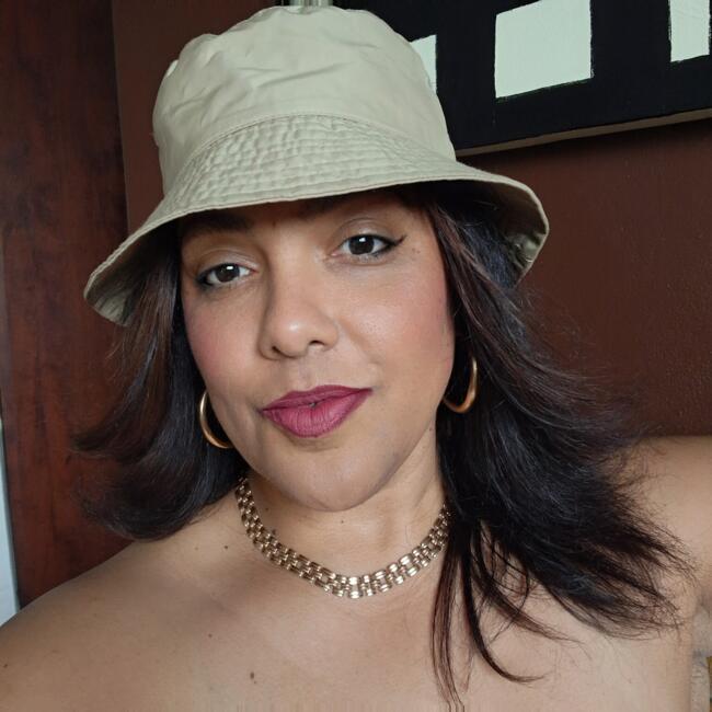 Babysitter in Kinross: Symone