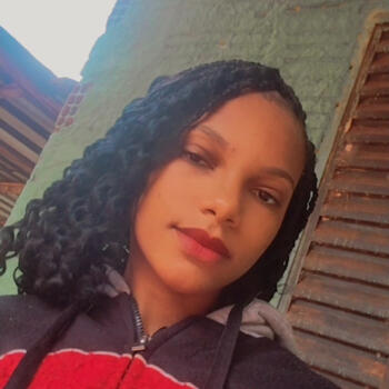 Babysitter in Itabira: Pamela