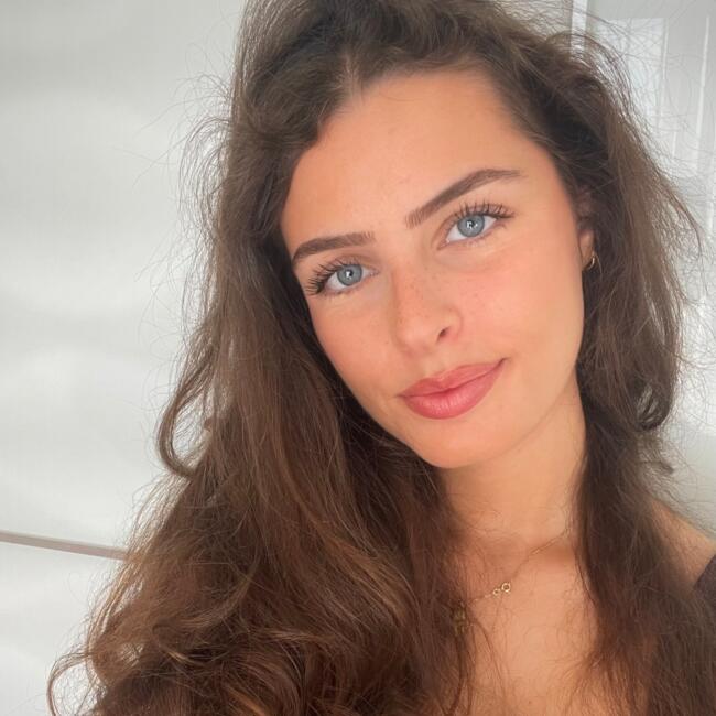 Babysitter in Pessac: Marilou