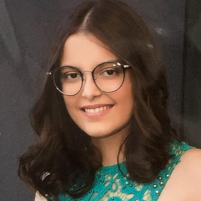 Babysitter in Presidente Prudente: Julia