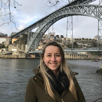 Babysitter em Lisboa: Mayara