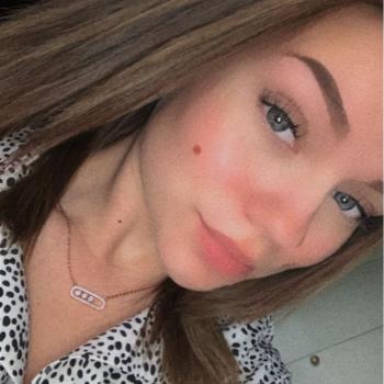 Babysitter in Colmar: Naomie