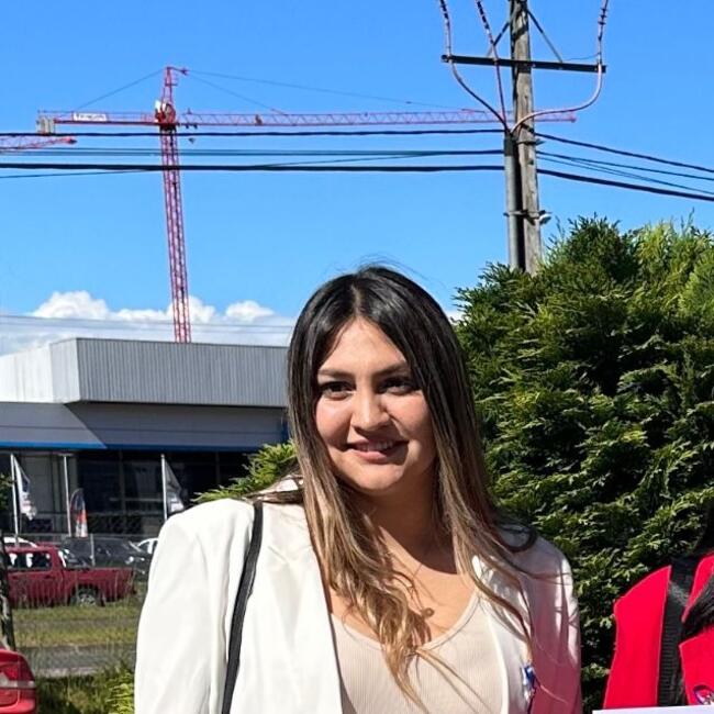 Babysitter in Nacimiento: Vanessa