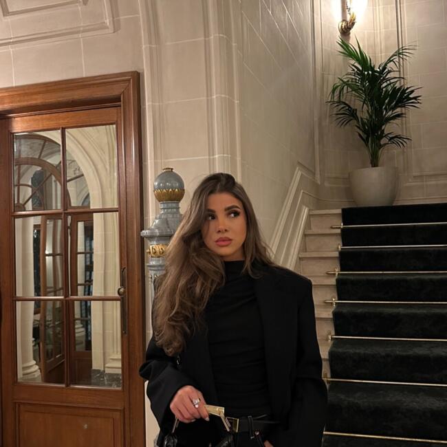 Babysitter in Gent: Aya