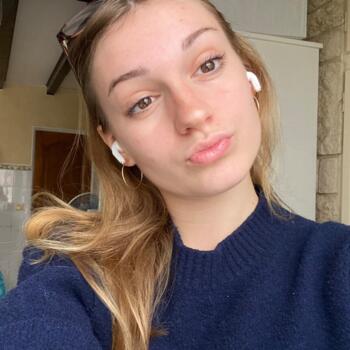 Baby-sitter Les Pennes-Mirabeau: Faustine