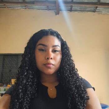 Babysitter in Belém: Lorrany