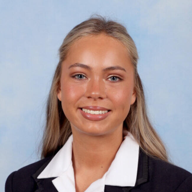 Babysitter in Gold Coast: Hope