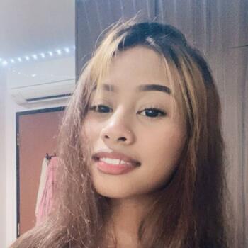 Babysitter in Singapore Island: Noor