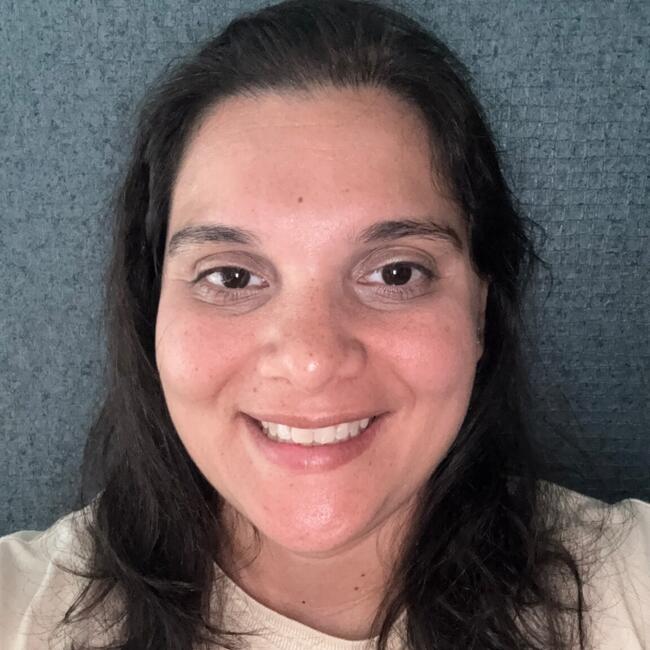 Emprego de babá em Belém: Manuella