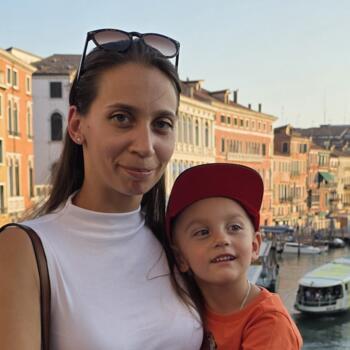 Trabajos de niñera en Les Cases d'Alcanar: trabajo de canguro Yuliia