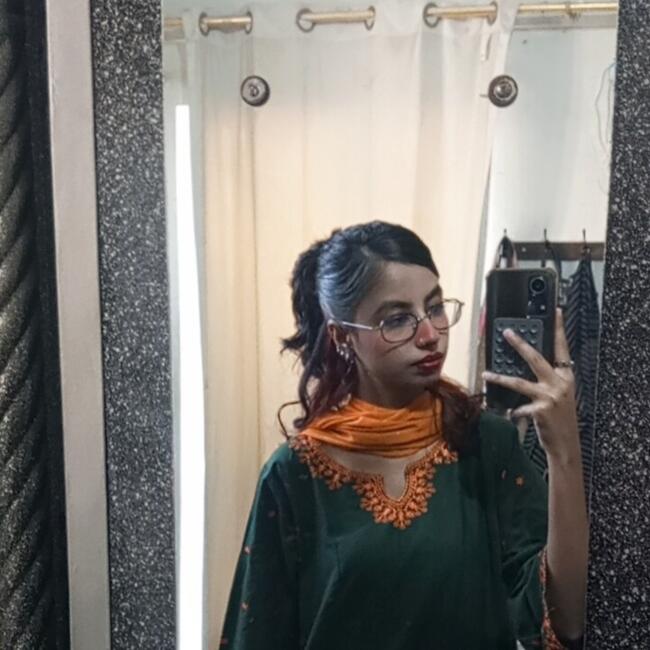 Babysitter in Karachi: Jaweria