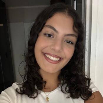 Babysitter in Colombes: Celya