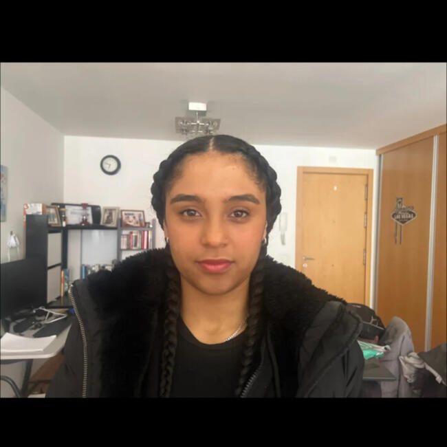 Canguro en Alcobendas: Danielys