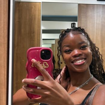 Babysitter in Midrand: Odelia