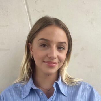 Babysitter in Suresnes: Melina