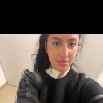 Babysitter in Niort: Emma