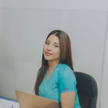 Babysitter in Escazú: Nayive