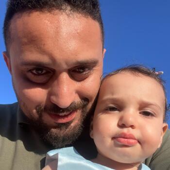 Babysitting job in Ras al-Khaimah: babysitting job Mohamed