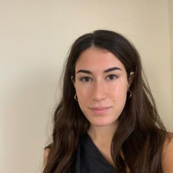 Babysitter στην περιοχή Παλαιό Φάληρο: Χριστίνα Μπαρμπουζάνη