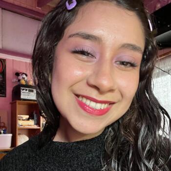 Babysitter in Villarrica: Javiera