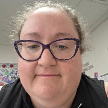 Emploi de nounous à Edmonton: job de garde d'enfants Rachel