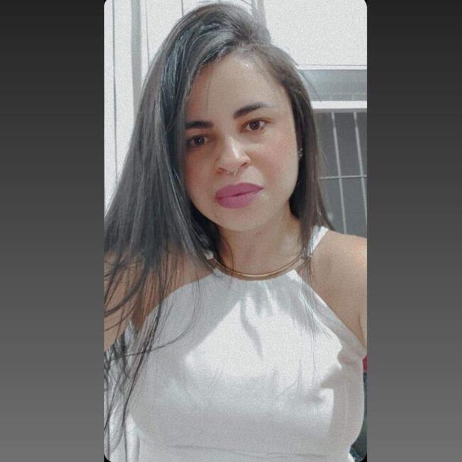 Emprego de babá em Tamboré: Cintia