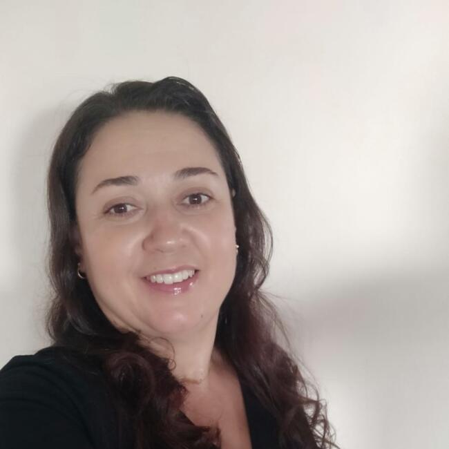 Babysitter in Belo Horizonte: Alessandra