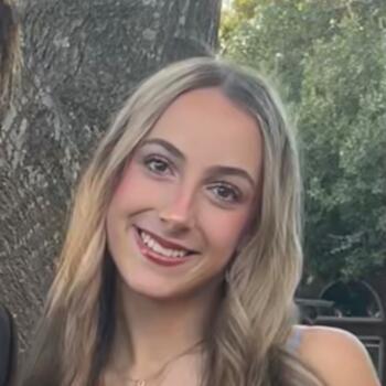 Babysitter in Austin: Lila