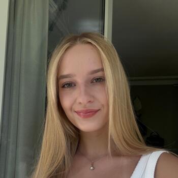 Babysitter in Poznan: Jennifer