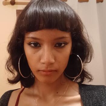 Babysitter in Boussy-Saint-Antoine: Noémie