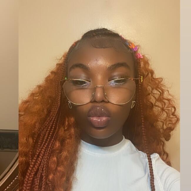 Babysitter in Rochester: Lonnie