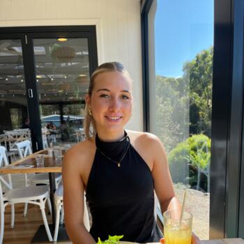 Babysitter in Launceston: Layla