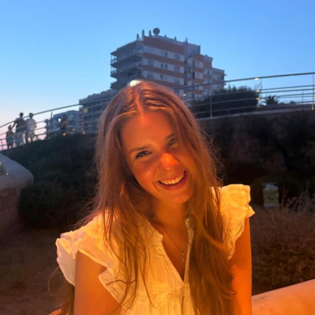 Babysitter in Groningen: Fleur