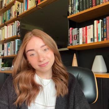 Babysitter in Melbourne: Emma