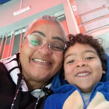 Babysitter Praia Grande: Aline