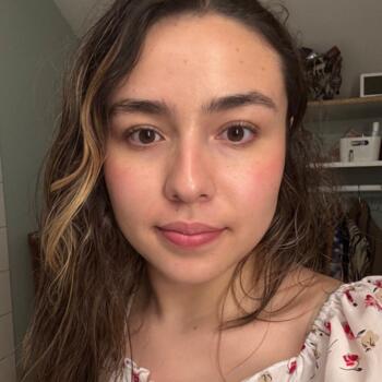 Babysitter in Caluire-et-Cuire: Gabriela