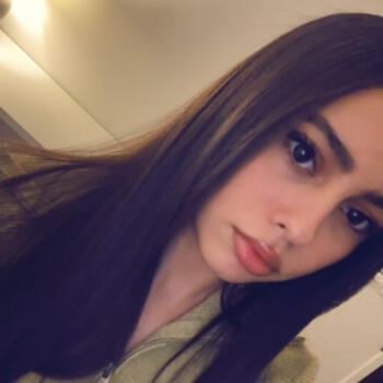 Baby-sitter à Ivry-sur-Seine: Lina