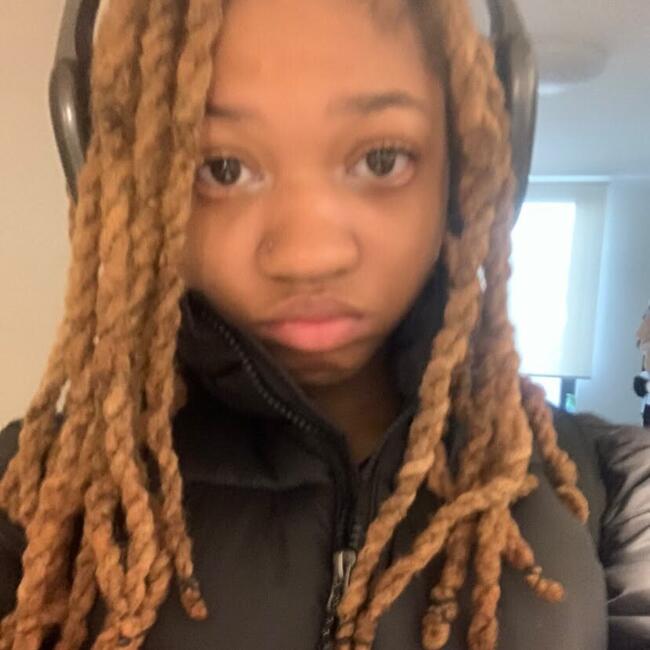 Babysitter in The Bronx: Ya'Niyha